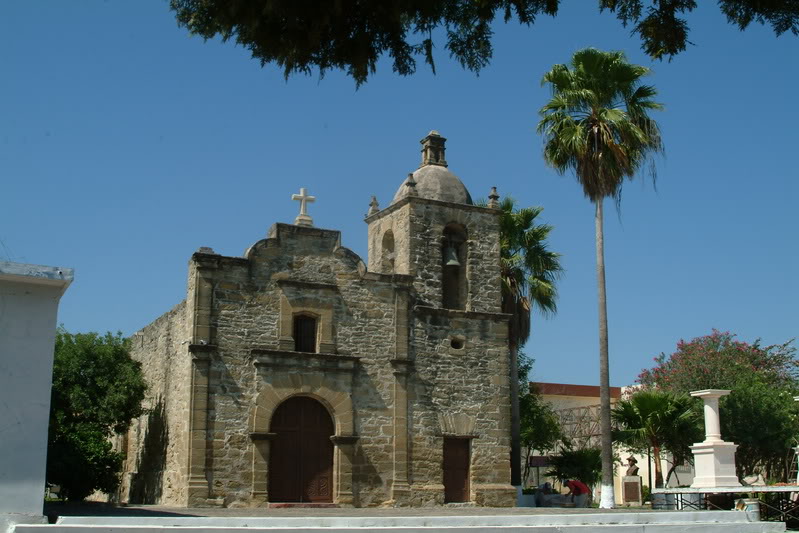 La iglesia antigua en Cd. Mier