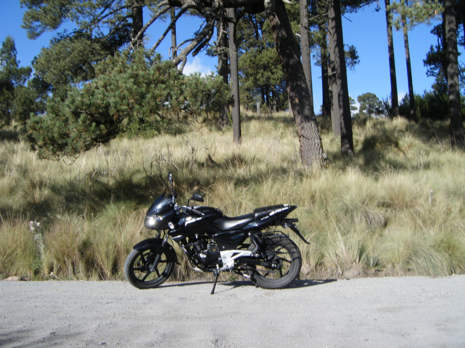 Baja Pulsar 200