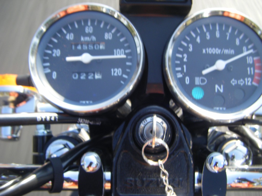 105 km/hr a 9400 rpm