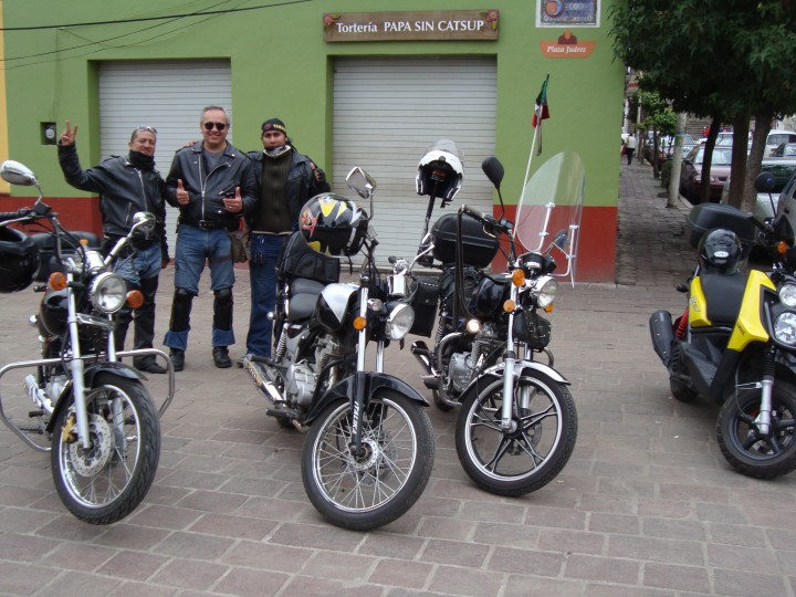 Alistándonos para ir a Ixtapan