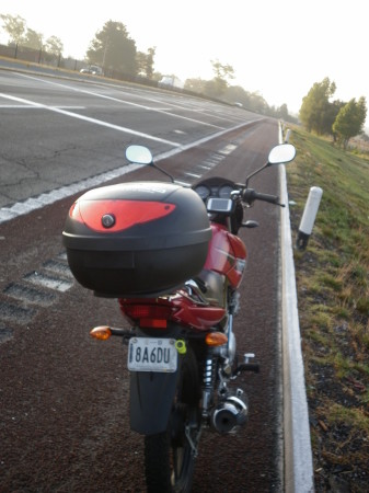 3 La Yamaha 125cc en carretera