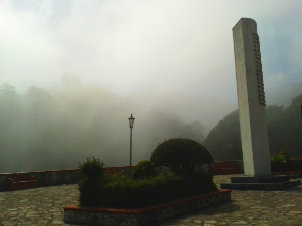 Oculto en la Bruma