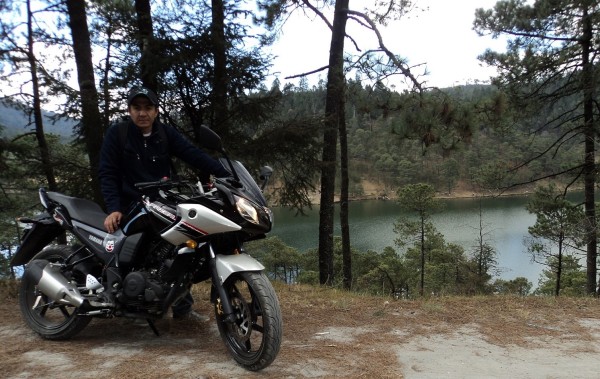 Yamaha Fazer 16 2013, en Presa de Iturbide.