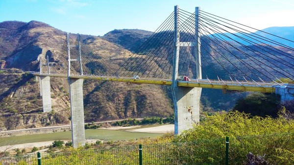 Puente de Mezcala, el segundo mas Alto de México