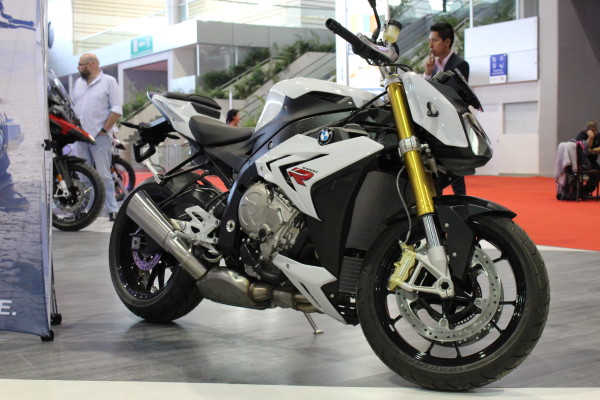 S1000R