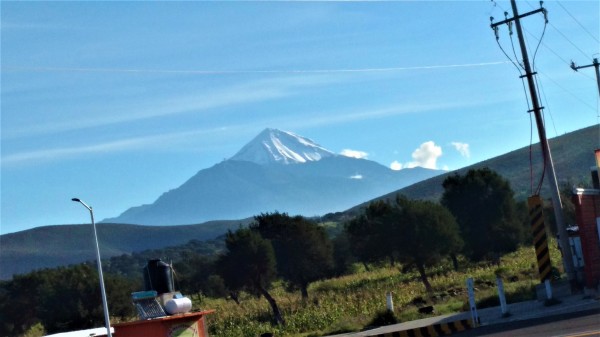 Pico de Orizaba a la Distancia