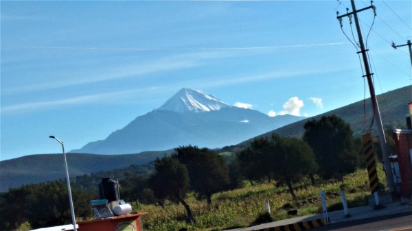 Pico de Orizaba a la Distancia