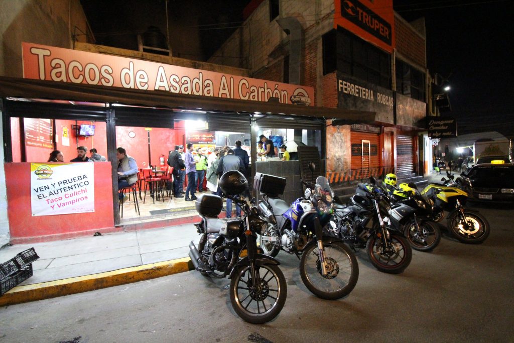 Casi dejamos sin tacos el local