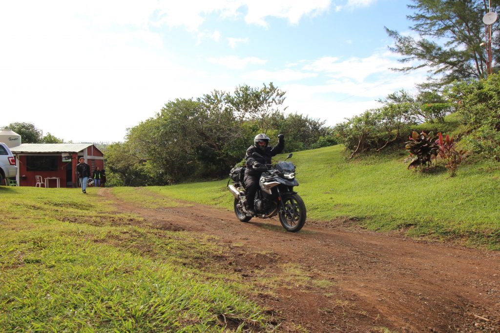 Cañal de la F 750GS negra