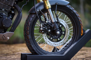 Frenos de disco en ambas ruedas