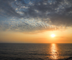 Nada como ver el atardecer desde el altamar